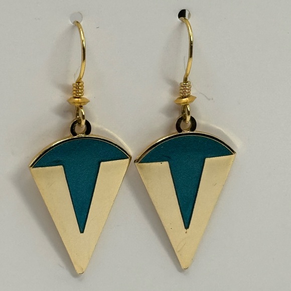 Roccoco Vtg 80s Aqua green geometric dangle hook Earrings - Picture 3 of 6
